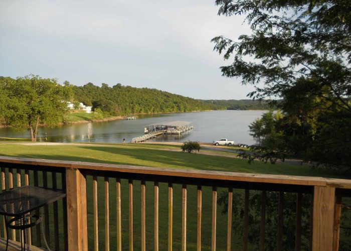 deckview family cabins near Branson Missouri